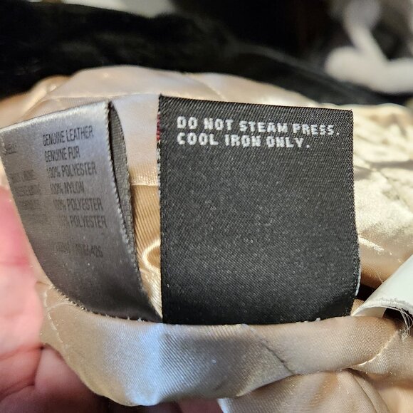 Wilson's Leather Womens Large Black Belted Leather Jacket Rabbit Fur Trim - Picture 10 of 12